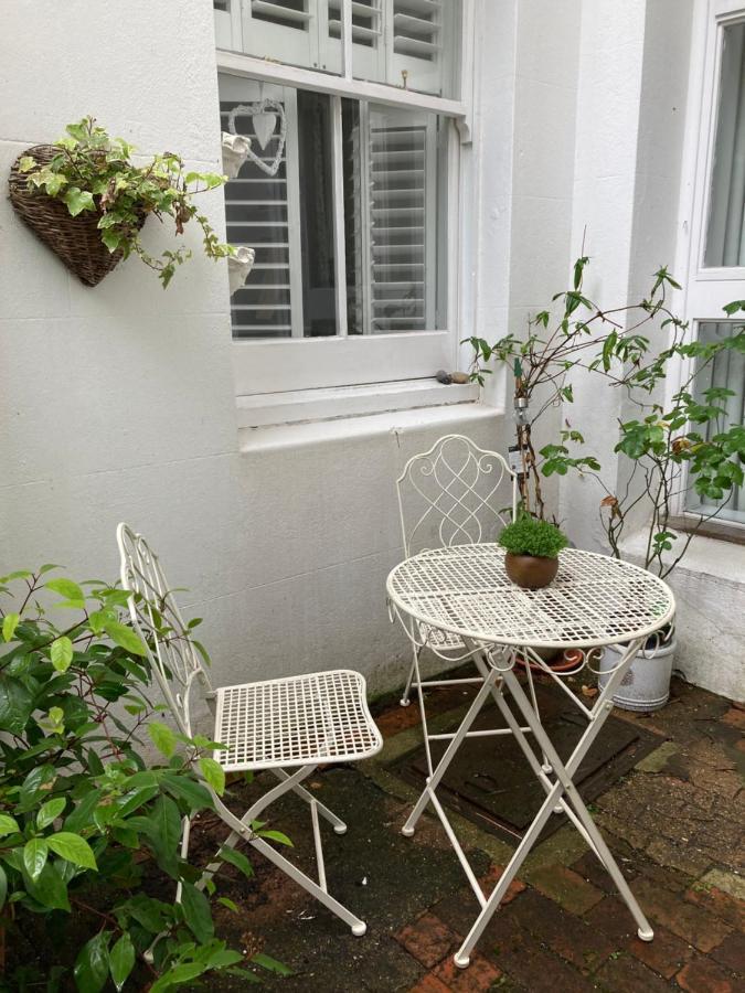 Olive Tree Apartment Hove Εξωτερικό φωτογραφία